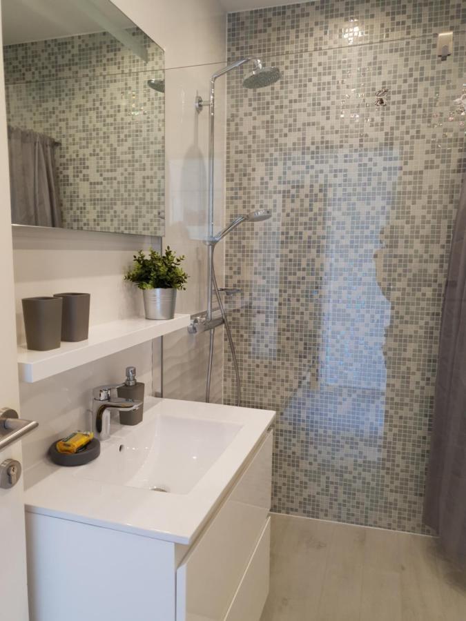 Gulin Apartments Vodice Exterior foto